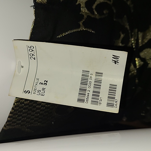 ✅ SOLD ✅ NWT H&M Black and Gold Mini Cocktail Dress with Side Pockets Size 2 - Picture 7 of 13